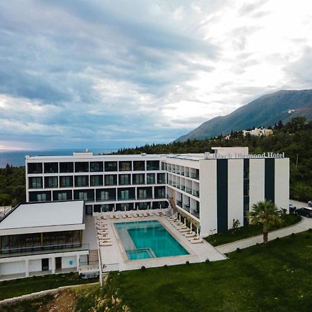 Black Diamond Hotel Dhermi Bagian luar foto